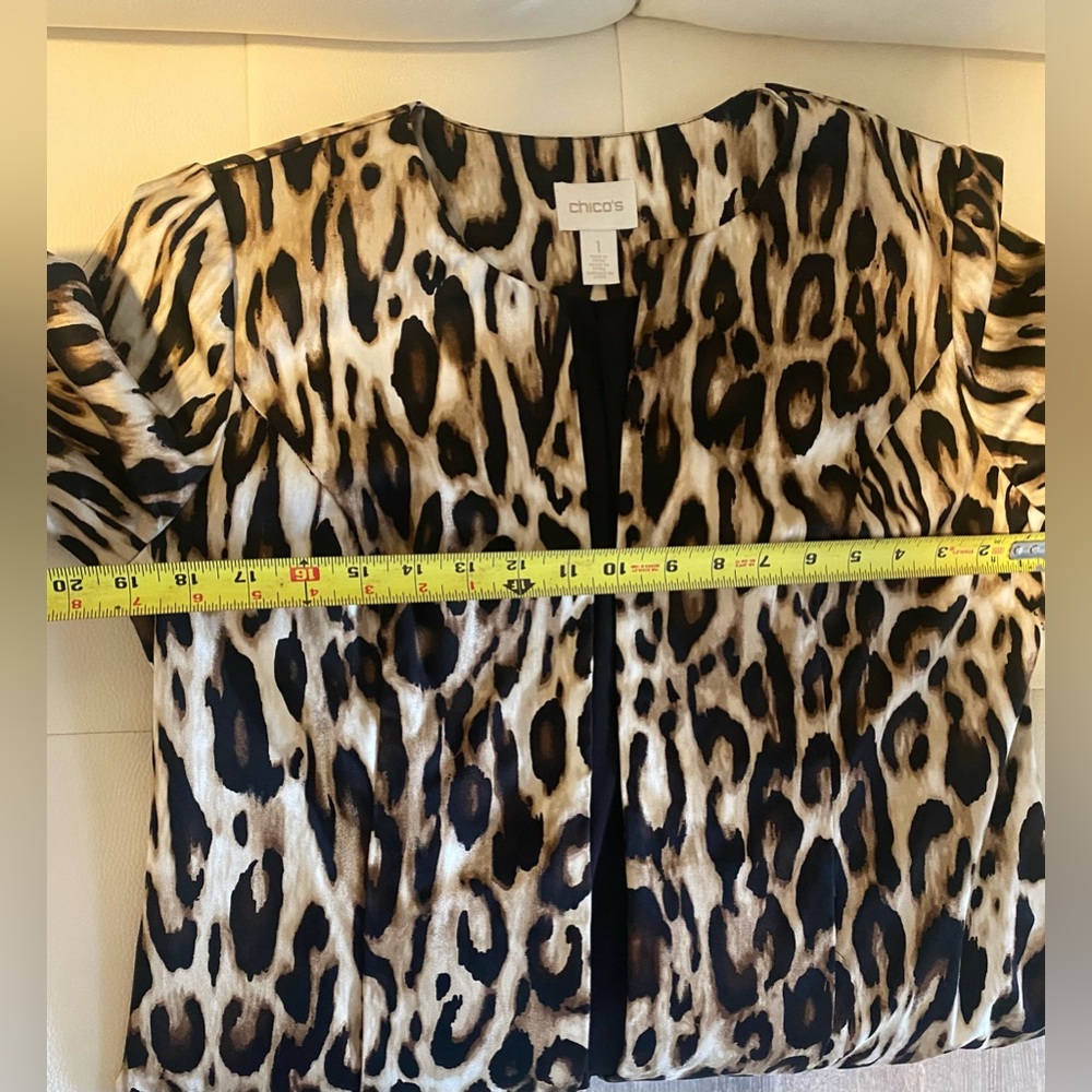 Chico's Brown Tan and Black Leopard-Print Open Front Jacket Size 1 - Picture 6 of 8